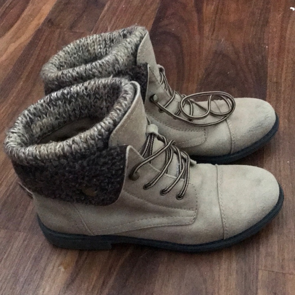 Super cute booties